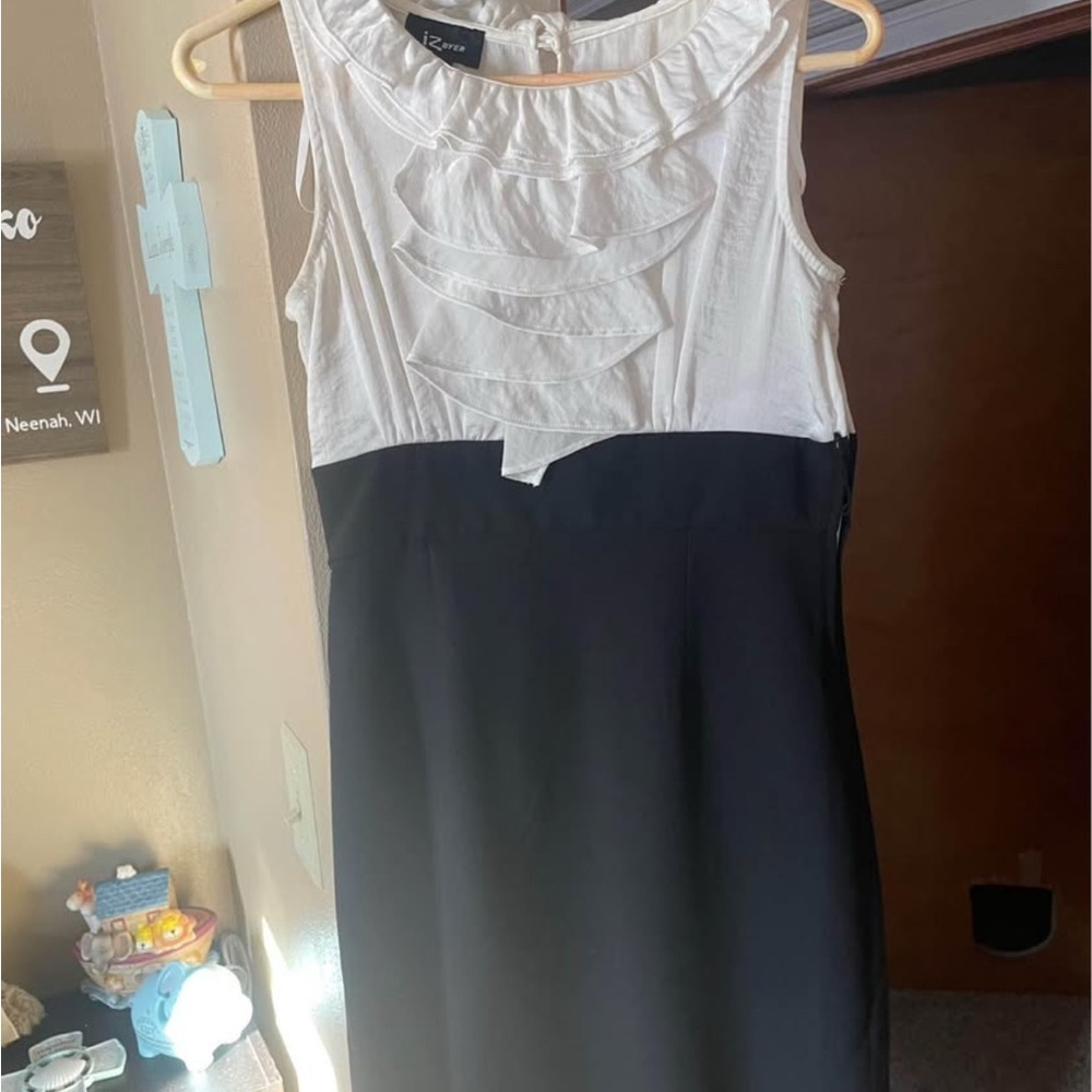 Iz Byer Black and White Ruffled Midi Dress